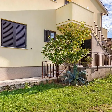 1 Bedroom In Apartamento *